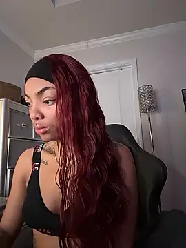 butterflybootyy online show from January 19, 8:18 am