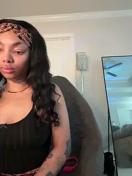 butterflybootyy online show from March 9, 12:42 pm