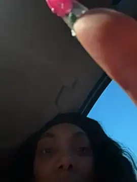 butterflybootyy online show from April 3, 12:19 am