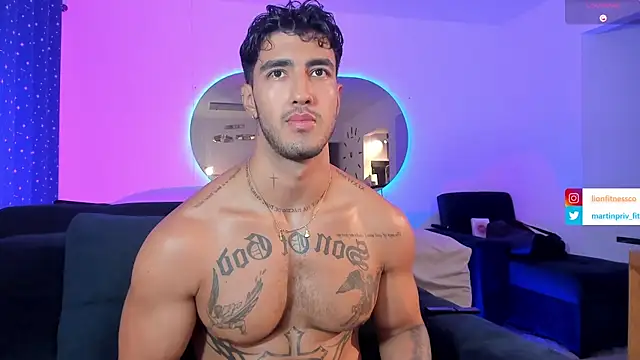 Snapshot of JACOB_MARTINS chatting on February 24, 3:55 am JACOB MARTINS online show from February 24, 3:55 am