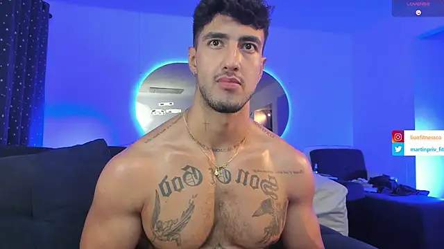 Snapshot of JACOB_MARTINS chatting on March 9, 6:17 am JACOB MARTINS online show from March 9, 6:17 am