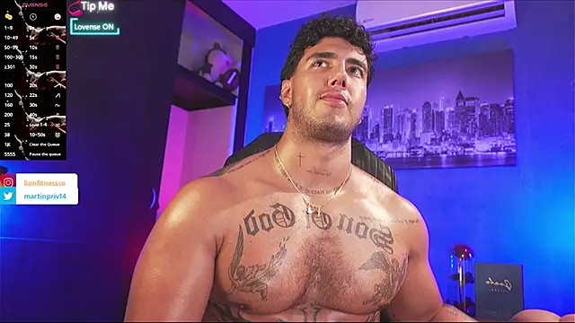 JACOB MARTINS online show from December 21, 8:05 pm