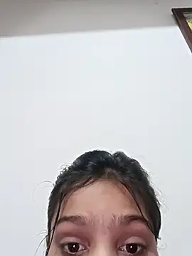 Snapshot of Riyu_05 chatting on February 11, 6:51 am Riyu 05 online show from February 11, 6:51 am