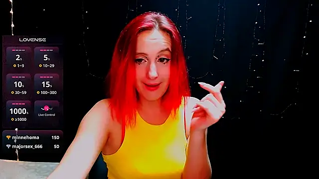 Snapshot of AgathaNoxe chatting on February 4, 1:02 am AgathaNoxe online show from February 4, 1:02 am