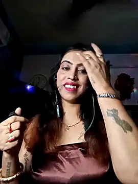 Lavender22 online show from October 14, 6:20 pm