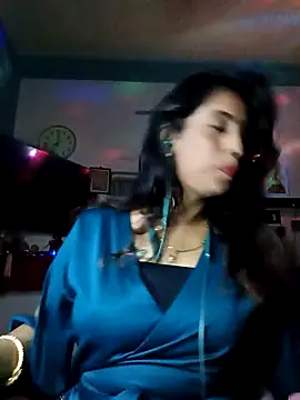 Lavender22 online show from October 16, 6:20 pm