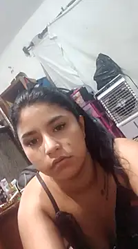 Snapshot of SINUECASTILLO chatting on December 21, 9:33 am SINUECASTILLO online show from December 21, 9:33 am