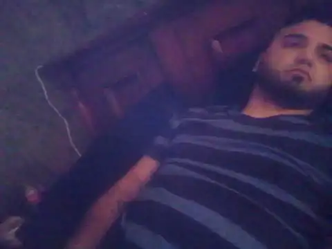 Snapshot of SINUECASTILLO chatting on February 2, 4:43 pm SINUECASTILLO online show from February 2, 4:43 pm