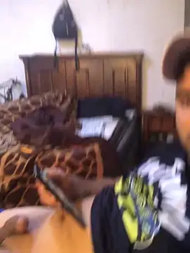 Snapshot of SINUECASTILLO chatting on March 6, 4:49 pm SINUECASTILLO online show from March 6, 4:49 pm