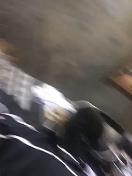 Snapshot of SINUECASTILLO chatting on March 23, 4:27 am SINUECASTILLO online show from March 23, 4:27 am