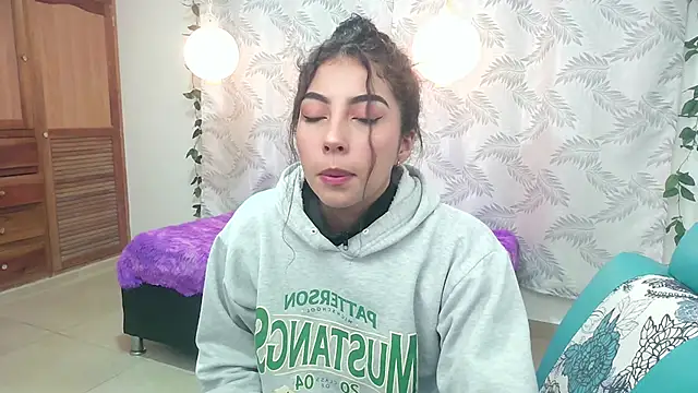 Mya paris online show from December 4, 2:53 am