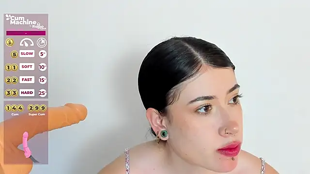 Snapshot of melody_suarez chatting on December 19, 1:39 am melody suarez online show from December 19, 1:39 am