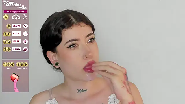 Snapshot of melody_suarez chatting on February 5, 10:44 pm melody suarez online show from February 5, 10:44 pm