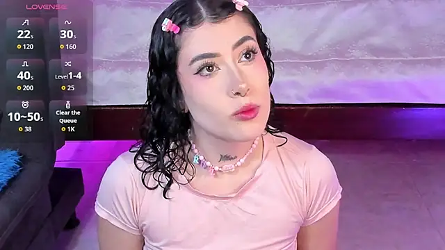 Snapshot of melody_suarez chatting on September 23, 10:24 pm melody suarez online show from September 23, 10:24 pm