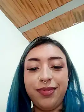 Snapshot of turolita_ chatting on December 23, 8:36 pm turolita online show from December 23, 8:36 pm