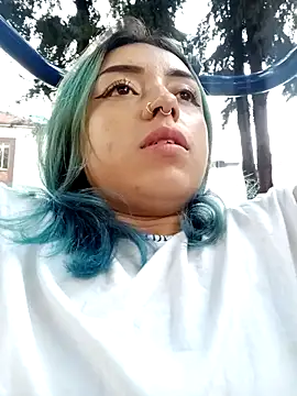 Snapshot of turolita_ chatting on February 6, 7:18 pm turolita online show from February 6, 7:18 pm