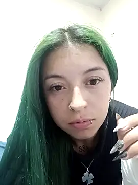 Snapshot of turolita_ chatting on March 21, 12:37 am turolita online show from March 21, 12:37 am