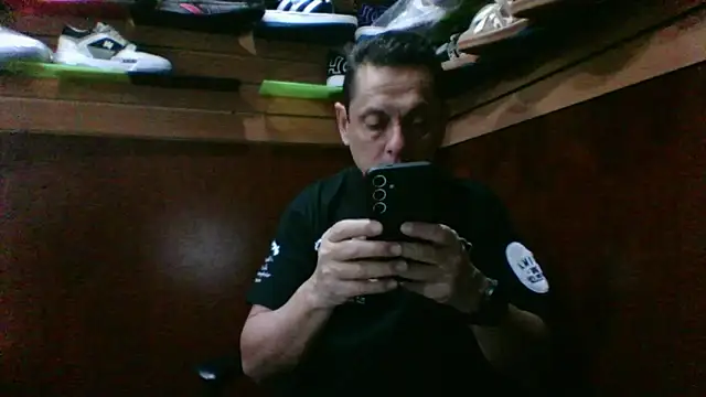 MarcusKelvin online show from September 12, 1:55 pm