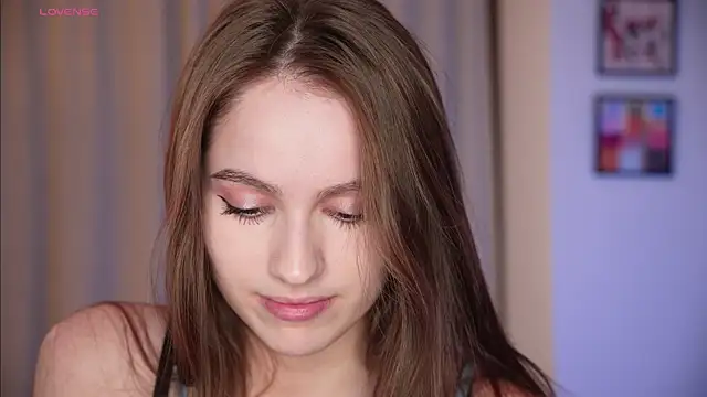 hecola online show from April 16, 2:18 pm