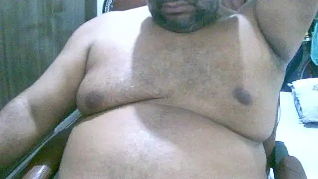 Snapshot of ulmo_br chatting on November 1, 4:03 am ulmo br online show from November 1, 4:03 am