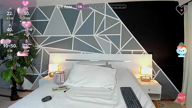 Snapshot of Max_lover1 chatting on February 22, 11:13 pm Max lover1 online show from February 22, 11:13 pm