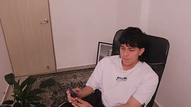 Tony Hoffa online show from February 24, 5:44 pm