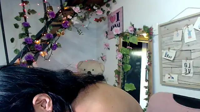 luna sky83 online show from February 24, 7:17 am