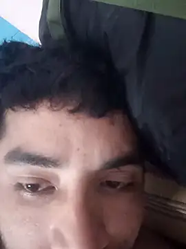 Snapshot of nskgenz chatting on October 31, 5:08 am nskgenz online show from October 31, 5:08 am