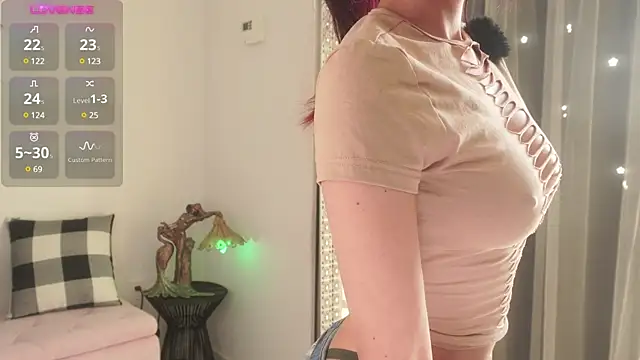 Snapshot of Mysticxkitty chatting on January 8, 4:54 pm Mysticxkitty online show from January 8, 4:54 pm