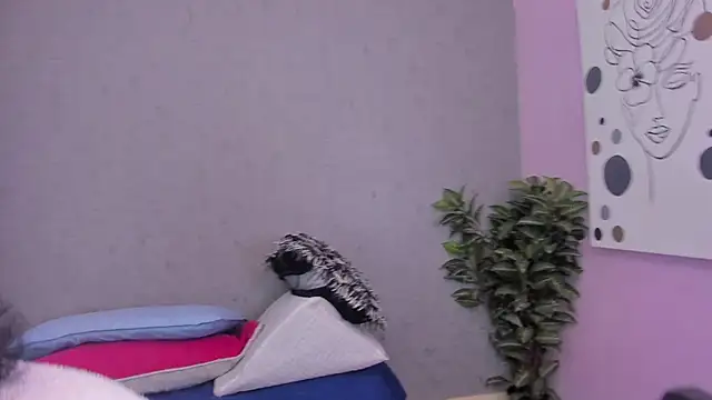 Tiffany mendez online show from March 20, 12:10 pm