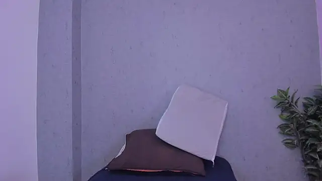 Tiffany mendez online show from April 8, 12:05 pm