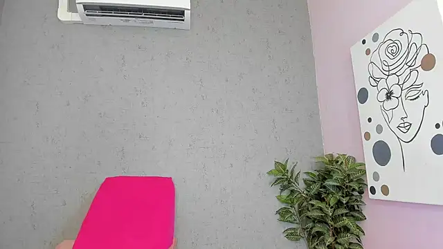 Snapshot of Tiffany_mendez chatting on May 15, 12:01 pm Tiffany mendez online show from May 15, 12:01 pm