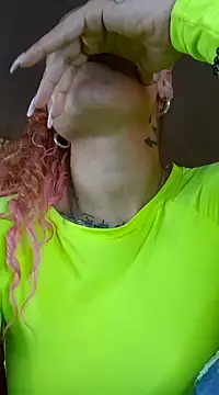 Snapshot of Sexy-Favgirl chatting on December 31, 3:53 pm Sexy-Favgirl online show from December 31, 3:53 pm