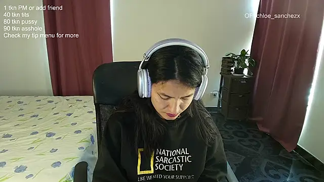 ChloeSanchezx online show from February 28, 7:37 pm