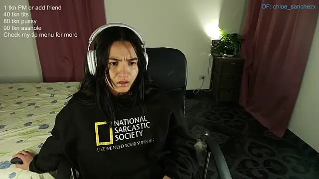 ChloeSanchezx online show from April 7, 2:23 am