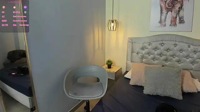 Snapshot of escarleth__ chatting on June 11, 1:53 pm escarleth online show from June 11, 1:53 pm