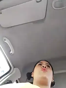 Snapshot of Miia_grand chatting on February 6, 12:37 pm Miia grand online show from February 6, 12:37 pm