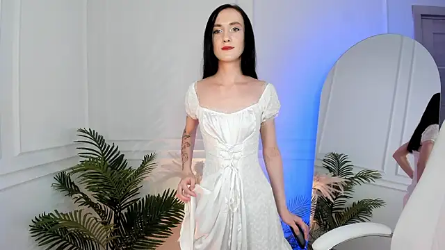 Dearly kitty online show from March 4, 1:28 pm