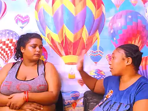 SexcGals online show from December 15, 8:04 pm