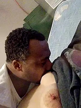 Snapshot of lilbishmiss chatting on January 27, 5:26 pm lilbishmiss online show from January 27, 5:26 pm