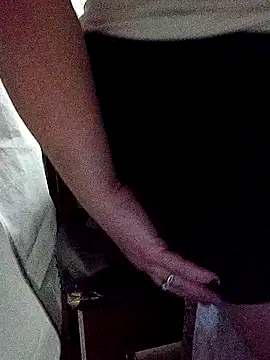 Snapshot of lilbishmiss chatting on October 20, 5:24 pm lilbishmiss online show from October 20, 5:24 pm