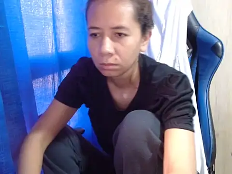 Snapshot of Erotic_latina chatting on March 2, 1:05 pm Erotic latina online show from March 2, 1:05 pm