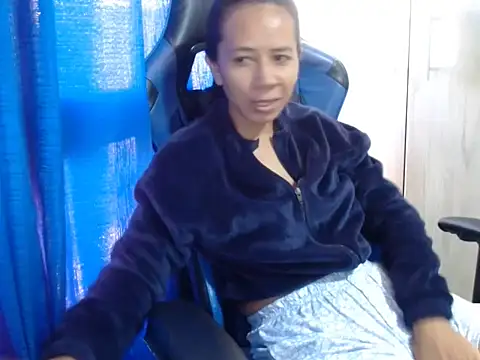Snapshot of Erotic_latina chatting on September 23, 11:57 am Erotic latina online show from September 23, 11:57 am