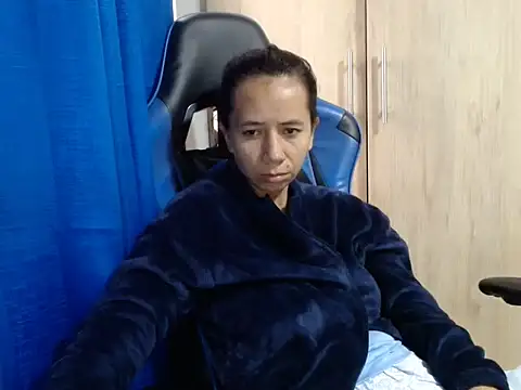 Snapshot of Erotic_latina chatting on October 6, 11:51 am Erotic latina online show from October 6, 11:51 am