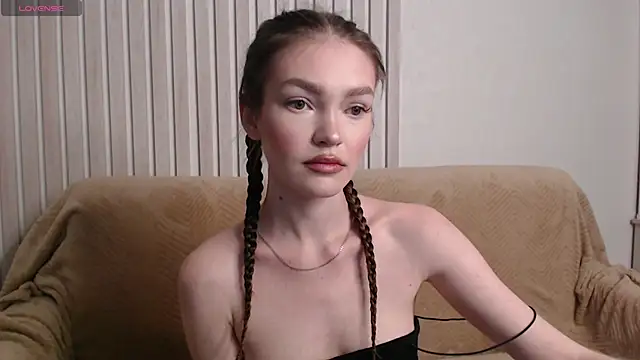 Snapshot of stellapayne1 chatting on September 12, 11:37 pm stellapayne1 online show from September 12, 11:37 pm