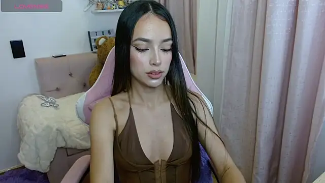 Snapshot of melody_brawns chatting on June 11, 1:27 am melody brawns online show from June 11, 1:27 am