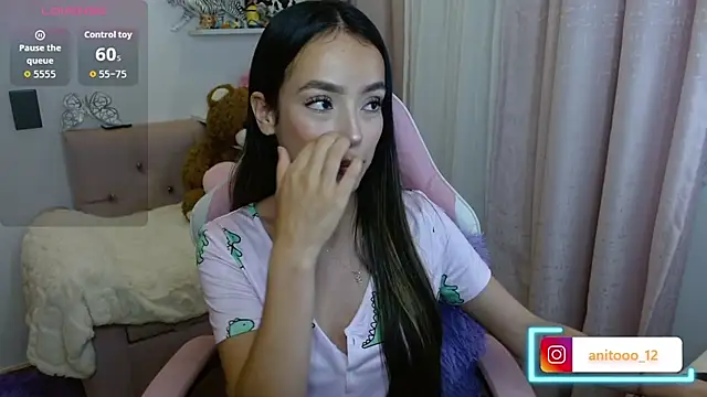 Snapshot of melody_brawns chatting on June 14, 3:30 am melody brawns online show from June 14, 3:30 am