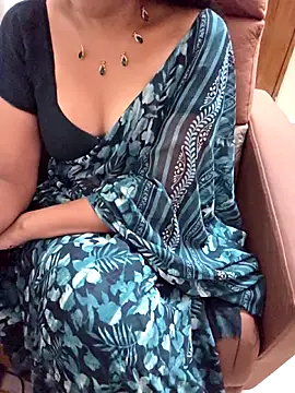 Snapshot of Roja-Telugu777 chatting on May 21, 5:03 am Roja-Telugu777 online show from May 21, 5:03 am