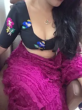 Snapshot of Roja-Telugu777 chatting on May 27, 3:58 am Roja-Telugu777 online show from May 27, 3:58 am