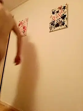 Snapshot of Mistersexy73 chatting on October 20, 7:47 pm Mistersexy73 online show from October 20, 7:47 pm